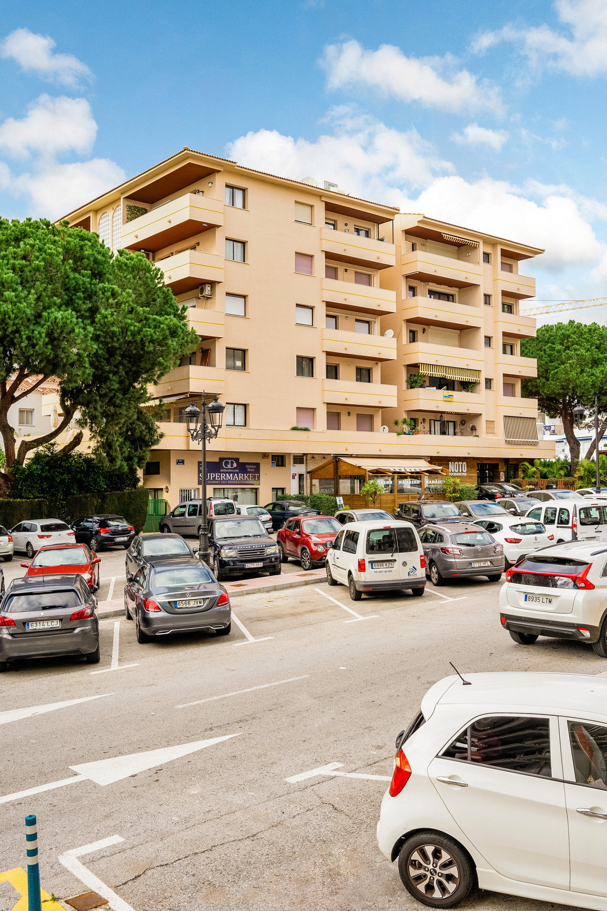 6825f48c0edb7e0a22fcfd99e6dac410 - 22