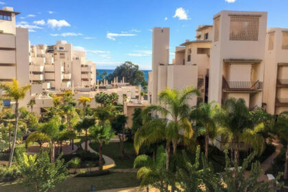 683667543e2c5921d3c3d58b36808536 - 1