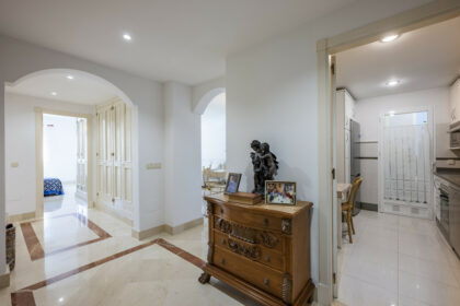 69012b9bb933813165720ad23cd859d9 - 12