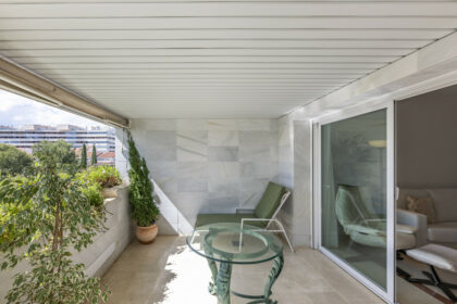 69012b9bb933813165720ad23cd859d9 - 18