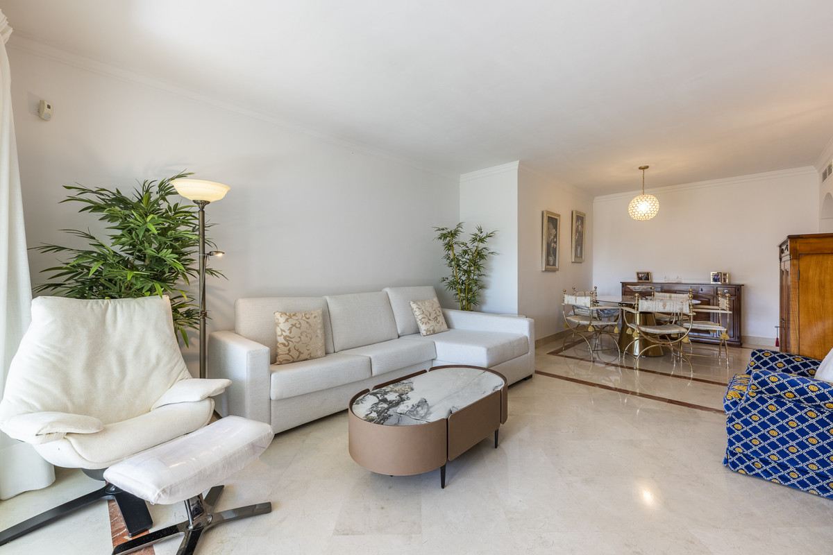 69012b9bb933813165720ad23cd859d9 - 19