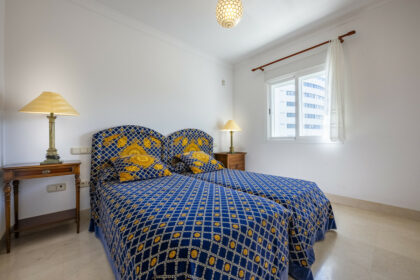 69012b9bb933813165720ad23cd859d9 - 24