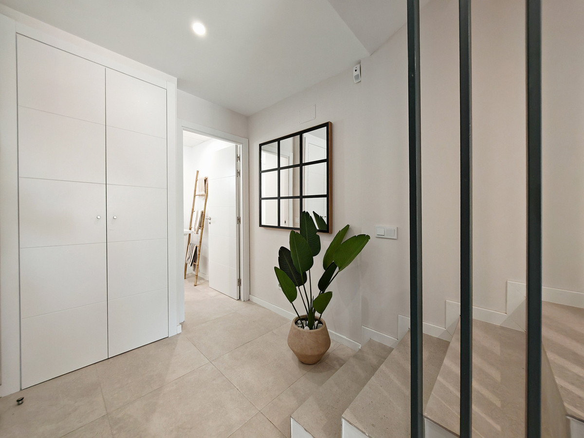 69016aa1500e2c48ae7a15fbb7386b67 - 10