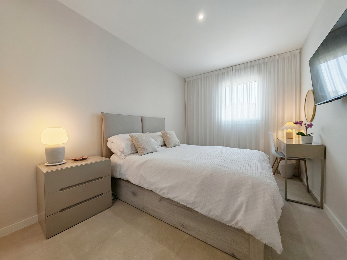 69016aa1500e2c48ae7a15fbb7386b67 - 13