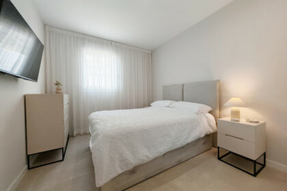 69016aa1500e2c48ae7a15fbb7386b67 - 17