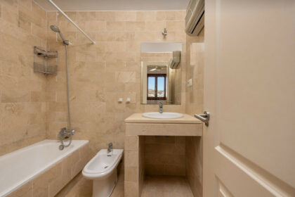 69474f6f59796c7db38a18af7343bc1f - 12