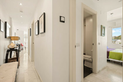 695ca61117f187425790d67d1f0c2196 - 21