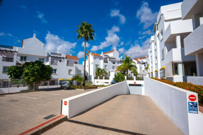 695ca61117f187425790d67d1f0c2196 - 27