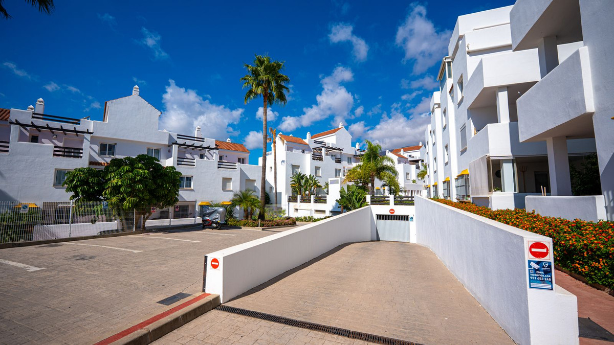 695ca61117f187425790d67d1f0c2196 - 27