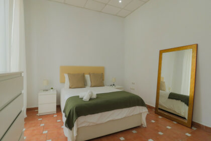 6a52c7e4a4f9ddd63e5be9827ac713ec - 3