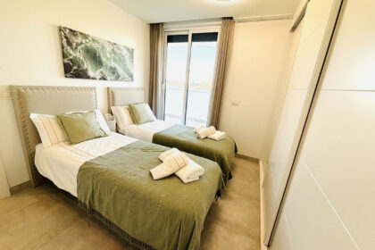 6acfe079ee9e33aa842df41567d5c5b4 - 22