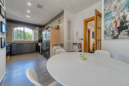 6b6e0be125974fb976c1249782db9f4b - 15