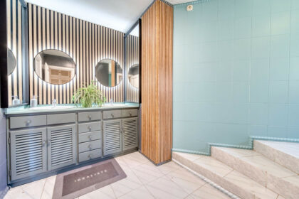 6b6e0be125974fb976c1249782db9f4b - 27