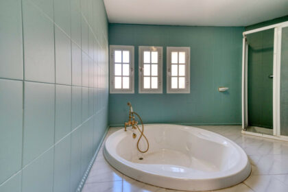 6b6e0be125974fb976c1249782db9f4b - 29