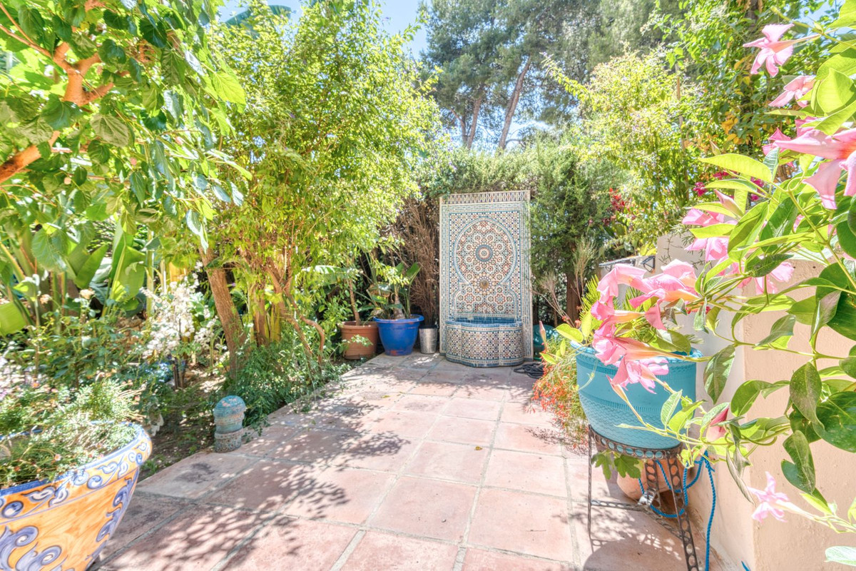 6b6e0be125974fb976c1249782db9f4b - 5