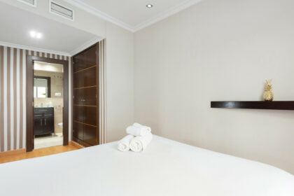 6b73287e4377ae8bd5bf26d6660f05d9 - 11