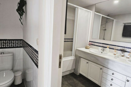 6b9bf44814a8a147c30a4a3971703c64 - 16