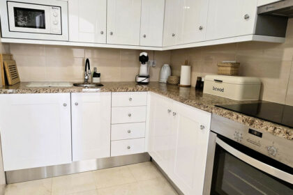 6b9bf44814a8a147c30a4a3971703c64 - 9