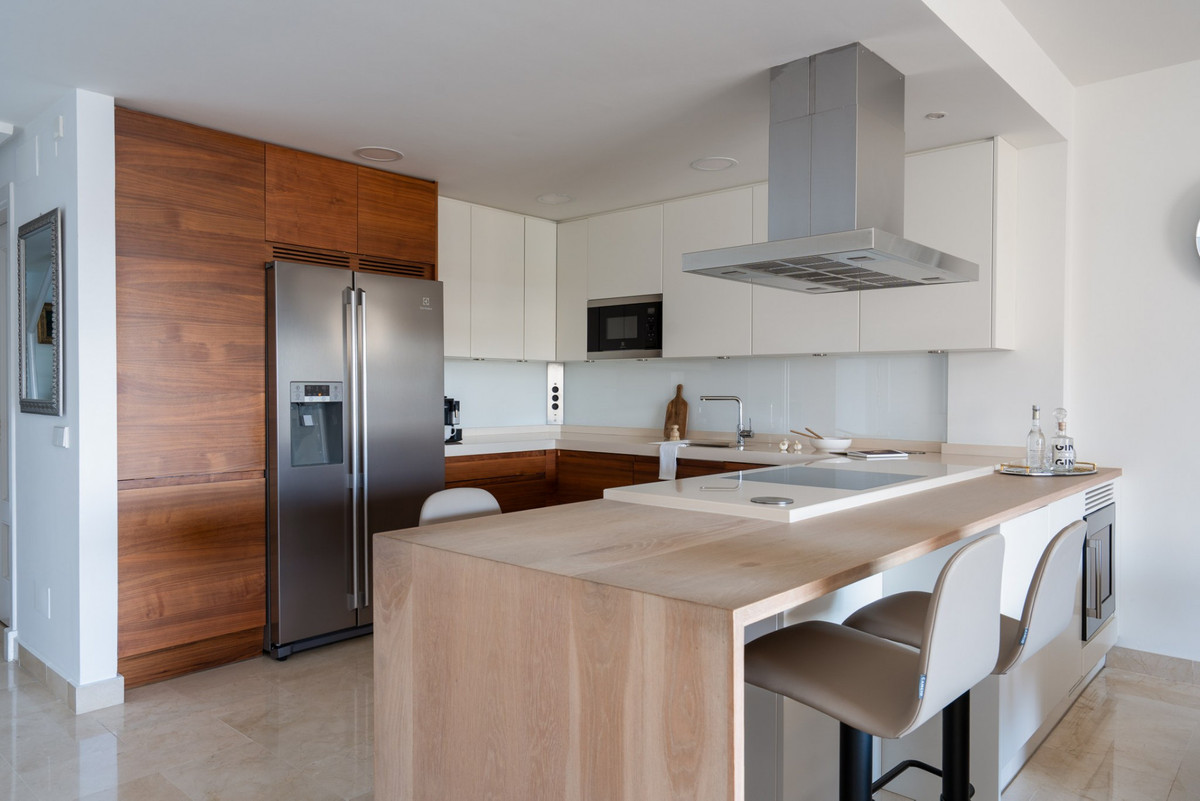 6bbb64157661228a7fa70243d6f5b121 - 11