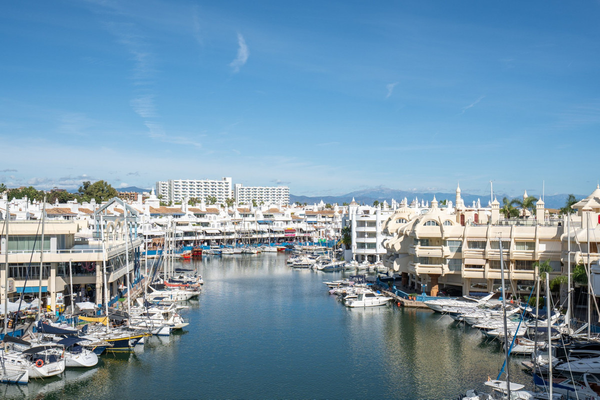 6bbb64157661228a7fa70243d6f5b121 - 21