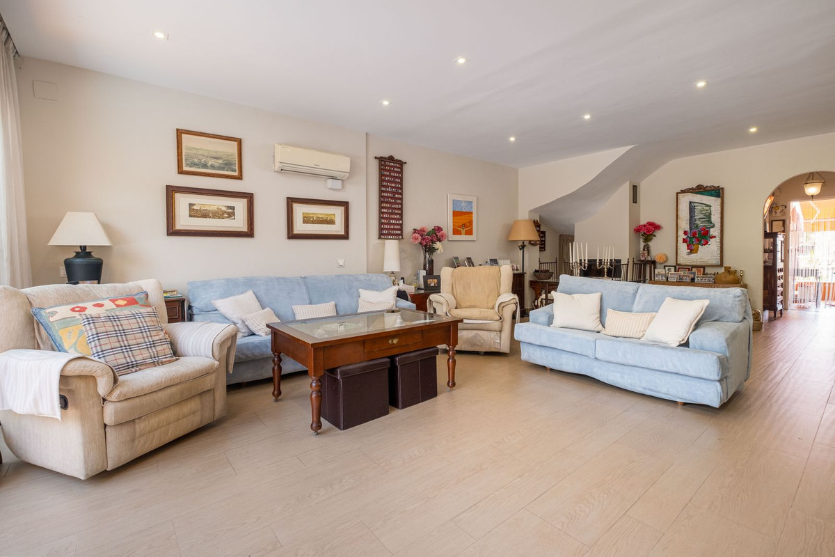 6bed75852b3f150191cfe67109fbf88a - 2