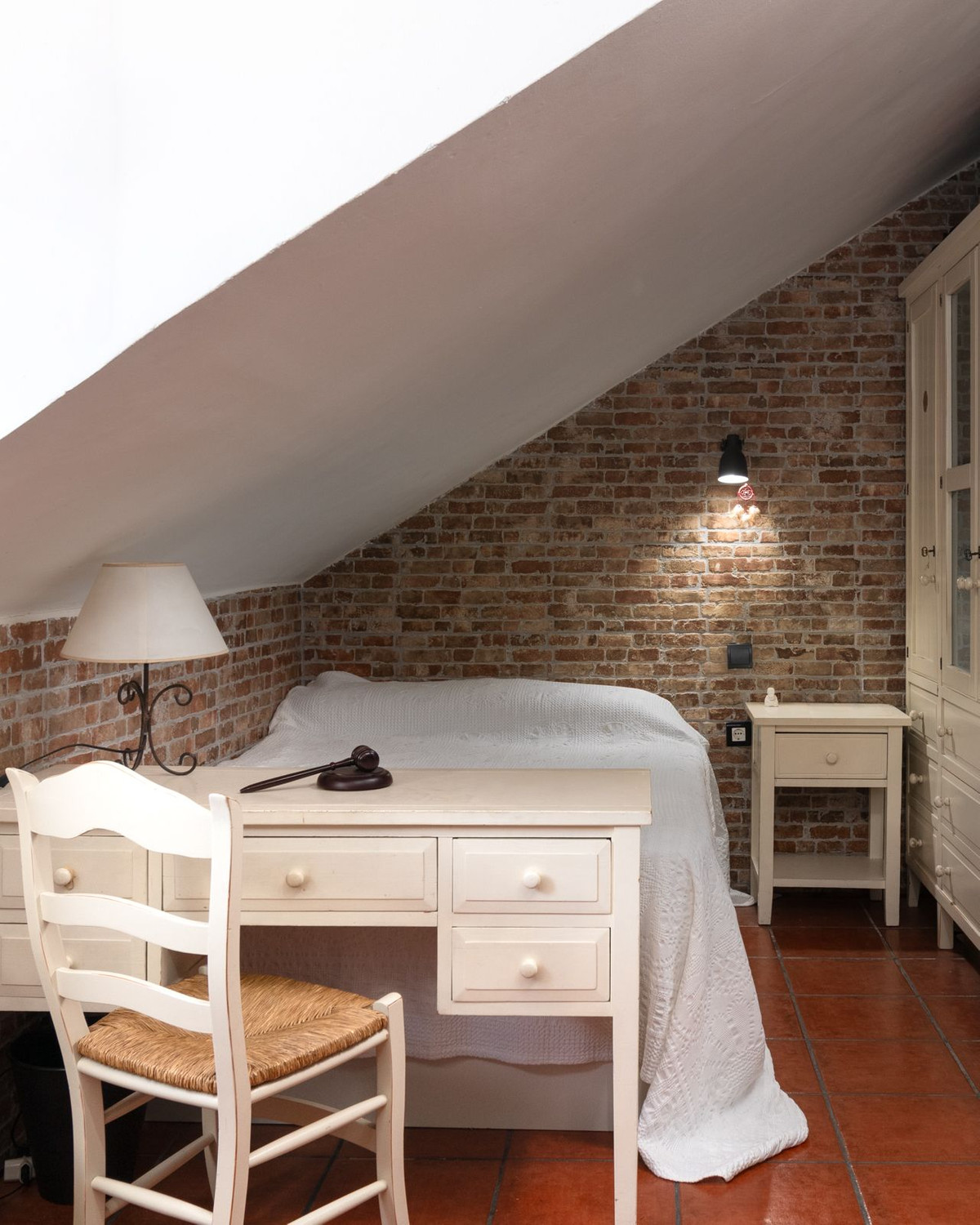 6bed75852b3f150191cfe67109fbf88a - 23