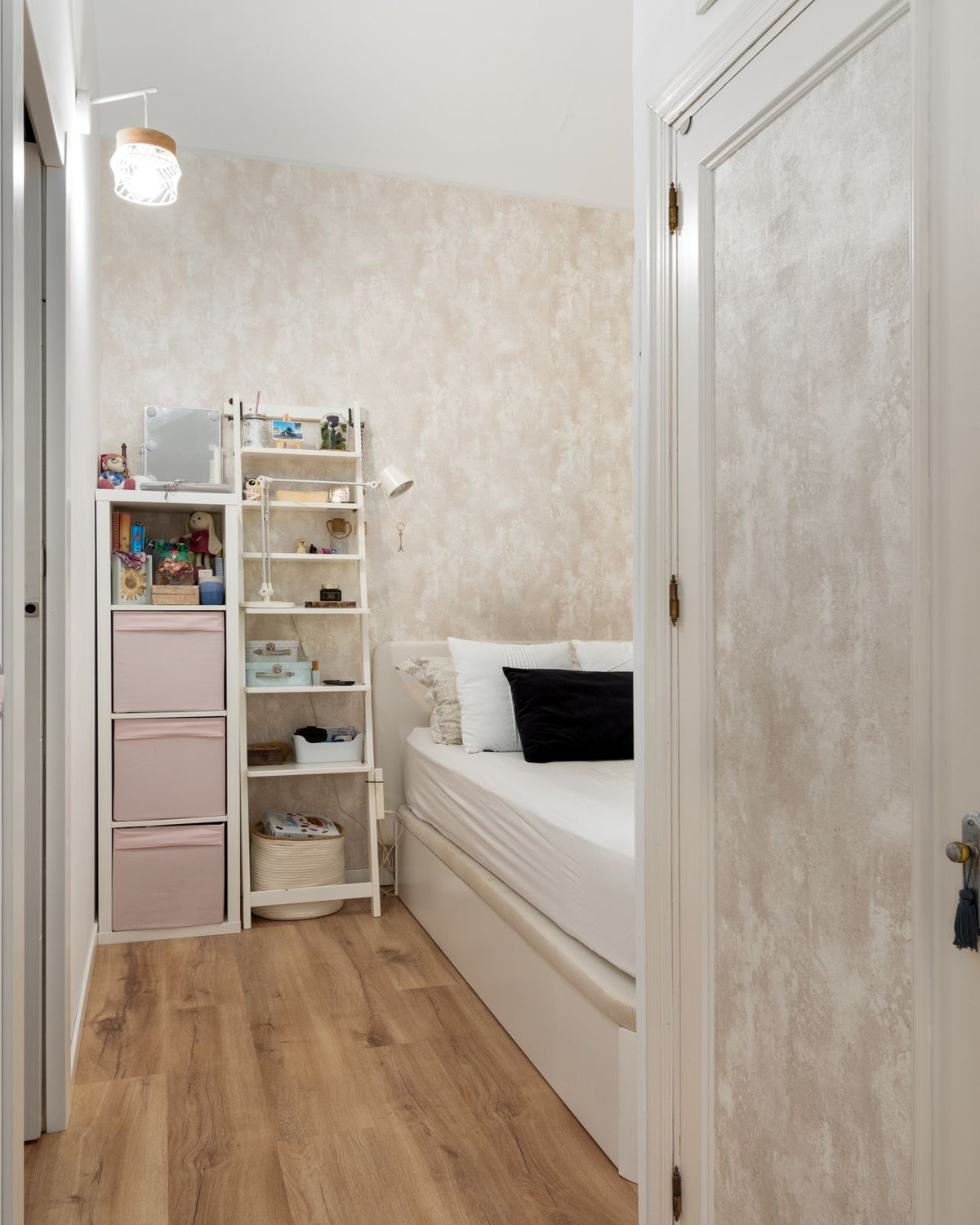 6bed75852b3f150191cfe67109fbf88a - 24