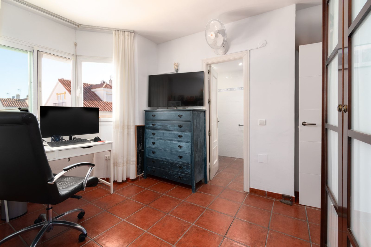 6bed75852b3f150191cfe67109fbf88a - 27