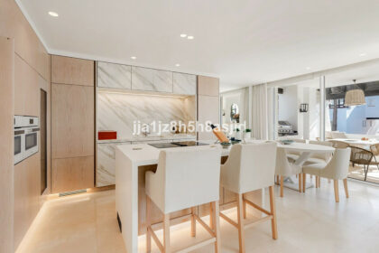 6beef05158e4ca13efed6fee12446365 - 17