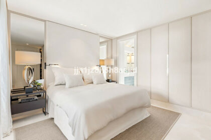 6beef05158e4ca13efed6fee12446365 - 20