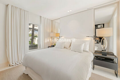 6beef05158e4ca13efed6fee12446365 - 23