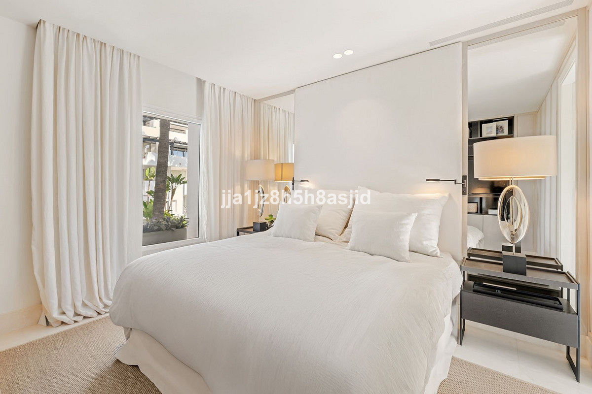 6beef05158e4ca13efed6fee12446365 - 23