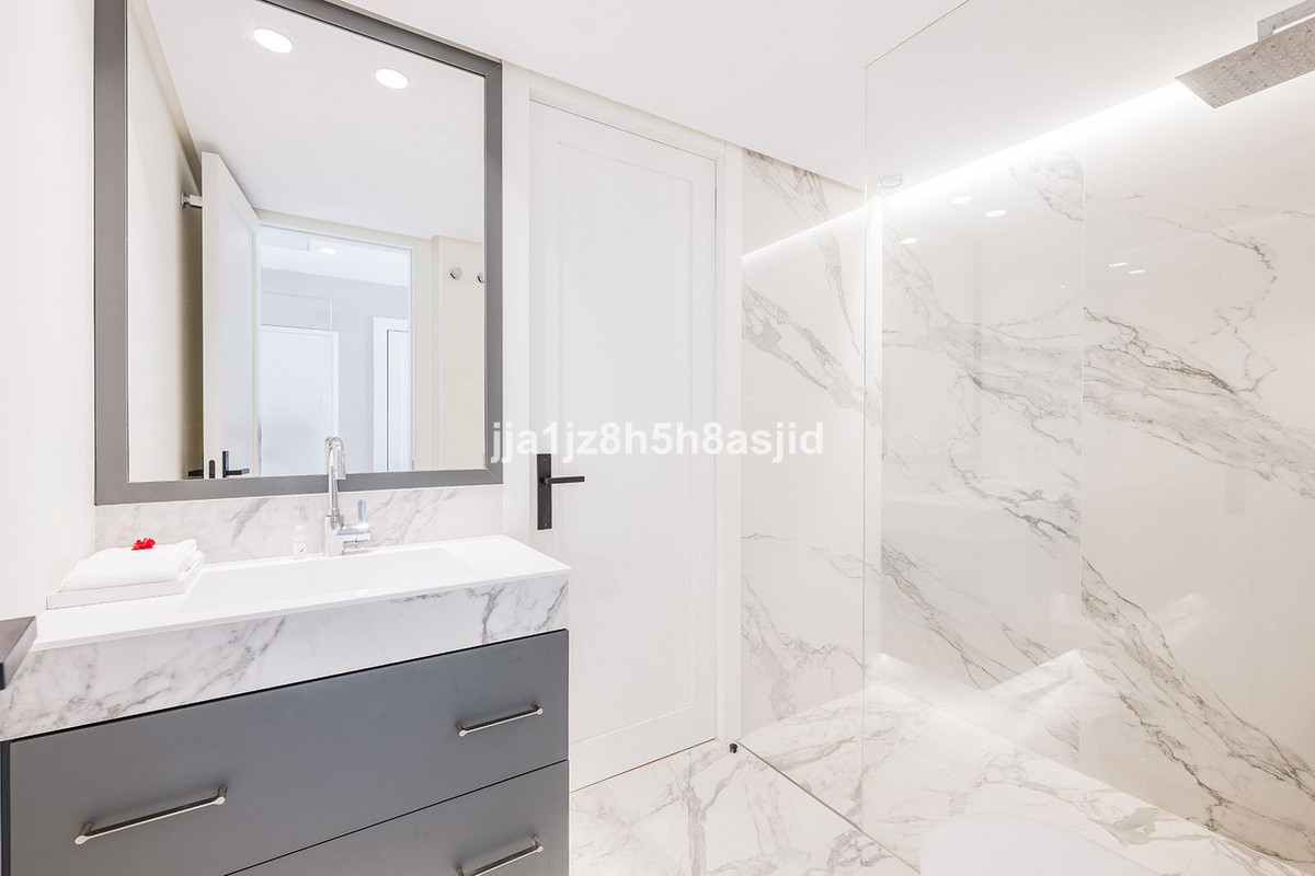 6beef05158e4ca13efed6fee12446365 - 26