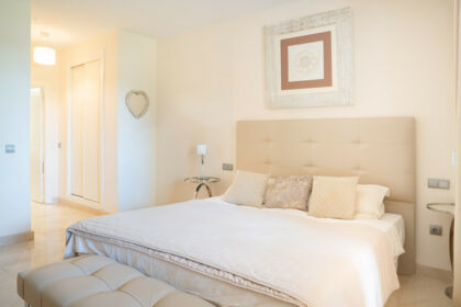 6c6f62ec1838f246b8ca3a91cec1b327 - 33