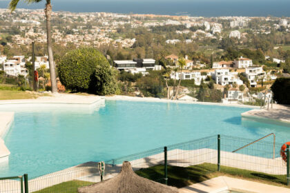 6c6f62ec1838f246b8ca3a91cec1b327 - 40