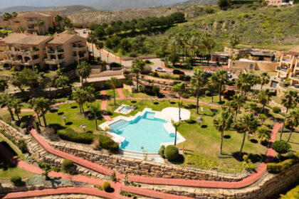 6c6f62ec1838f246b8ca3a91cec1b327 - 43