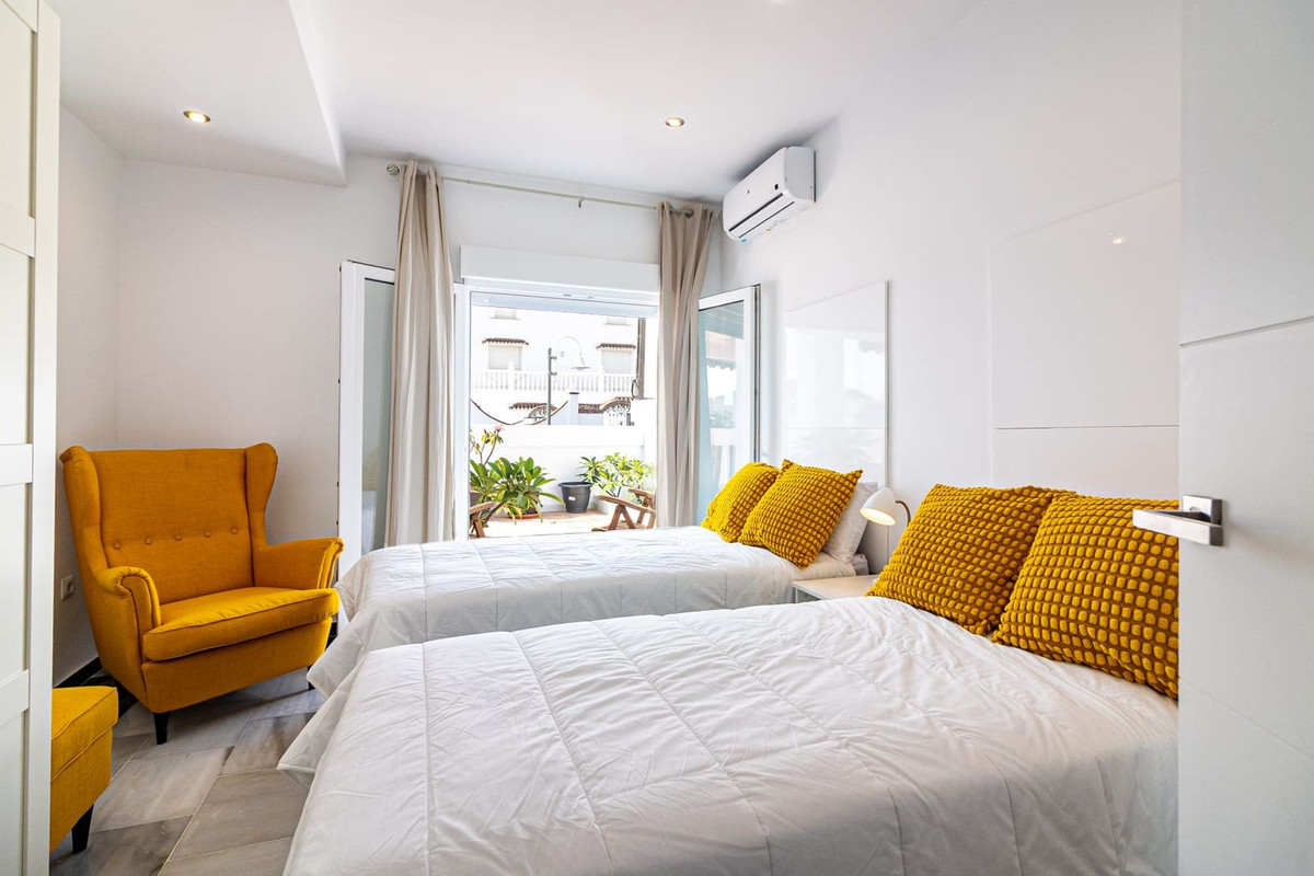 6ce1a12eb9887ed1a99ef570ad75d47f - 18