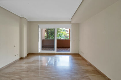 6cf949e367b567d009d7b687cfb5aecf - 31