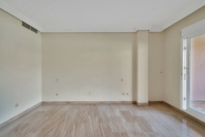 6cf949e367b567d009d7b687cfb5aecf - 32