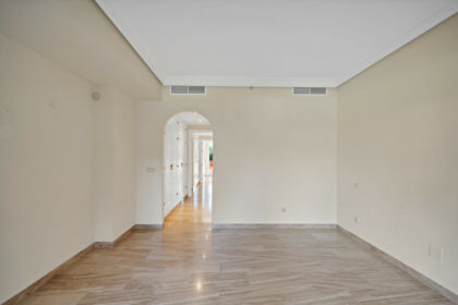 6cf949e367b567d009d7b687cfb5aecf - 33