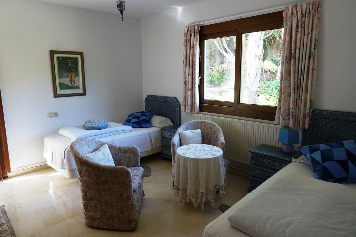 6d594dc8bba293acce9877f087318d87 - 27