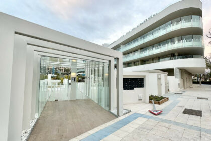 6d611180a5a5d632197cad87ee11861f - 1