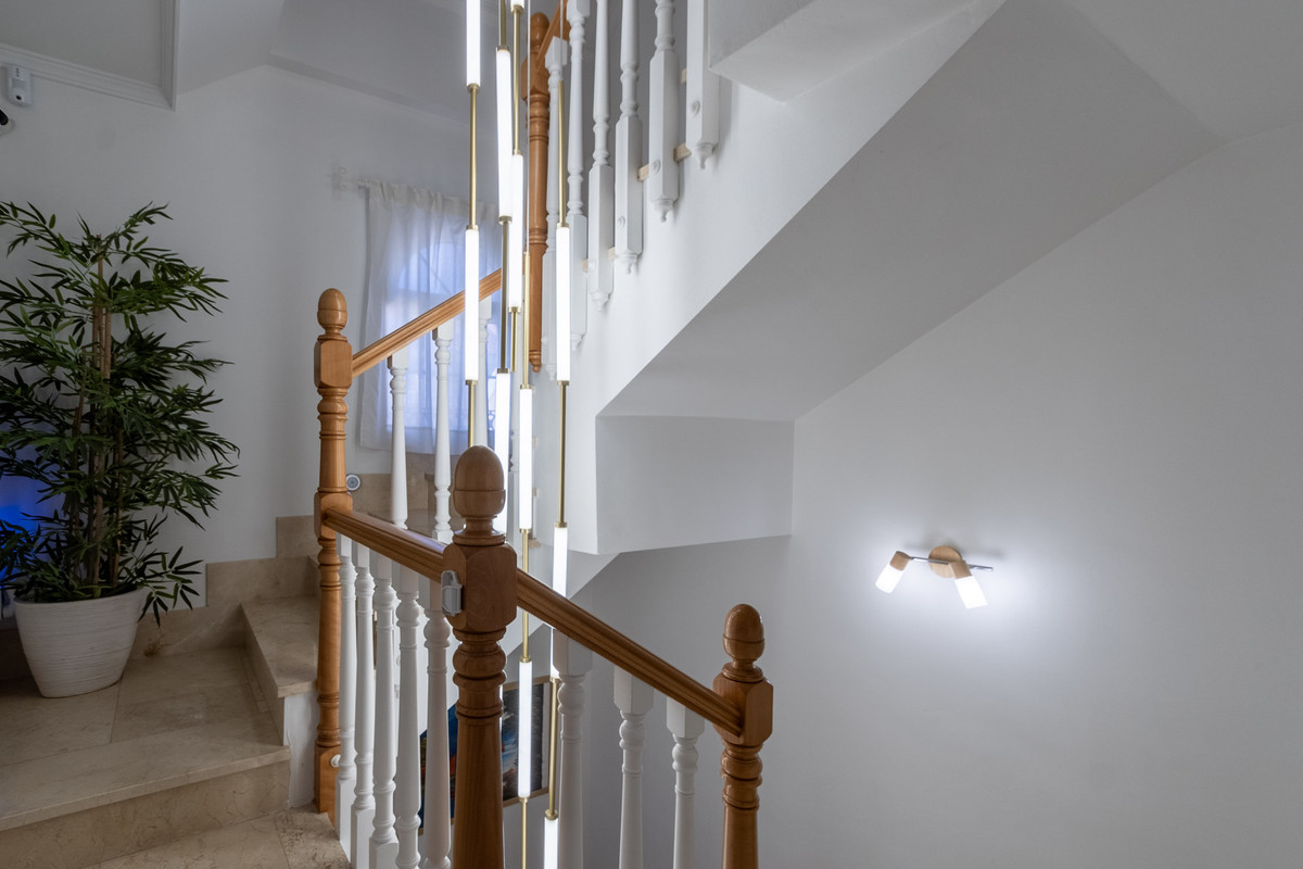 6ddae9a56bd08972ede1e0ba2775d6df - 15