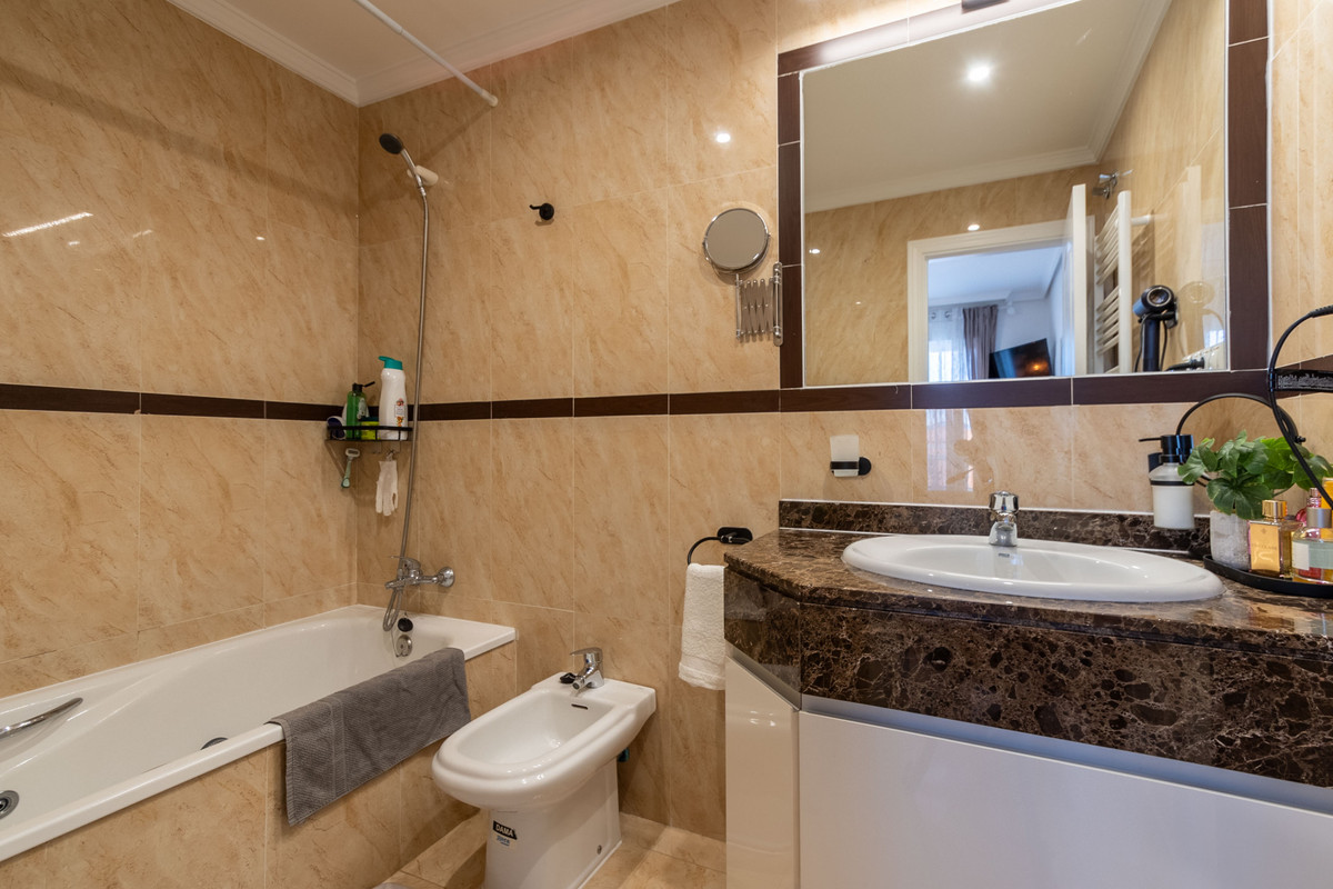 6ddae9a56bd08972ede1e0ba2775d6df - 17