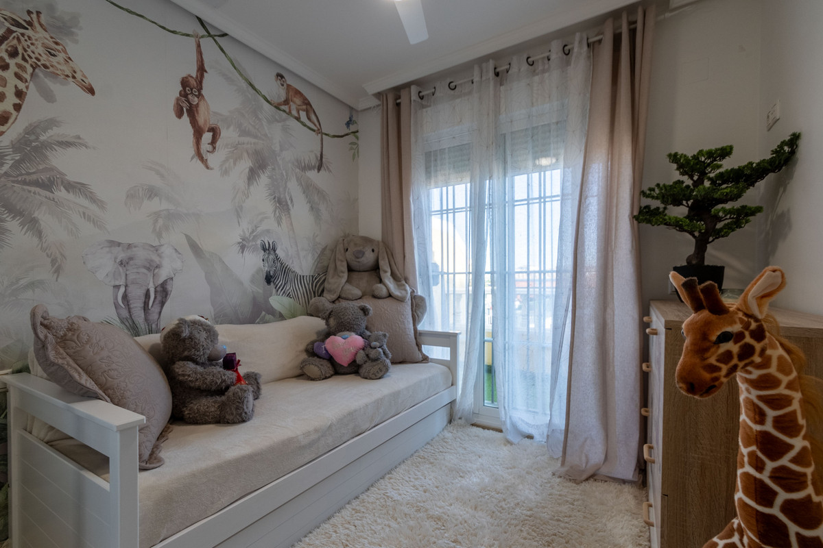 6ddae9a56bd08972ede1e0ba2775d6df - 18