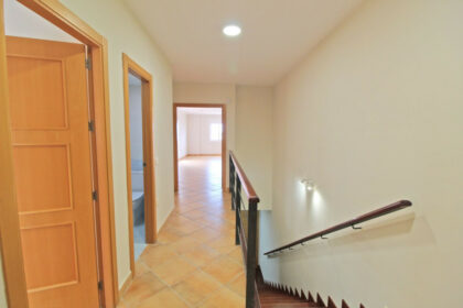 6df8cde3df7c4e29084c4072aae3d624 - 2