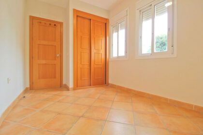 6df8cde3df7c4e29084c4072aae3d624 - 5