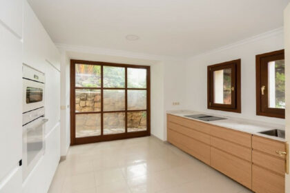 6ee9e5140837189b512c2a20a029c13b - 13