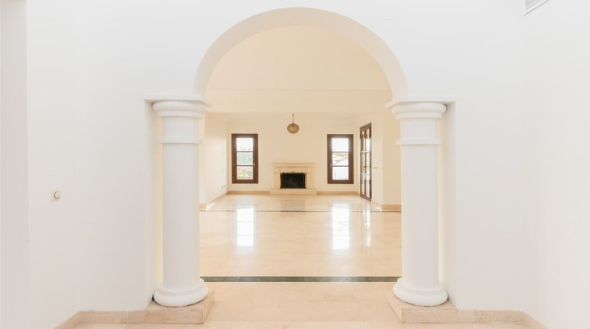 6ee9e5140837189b512c2a20a029c13b - 14