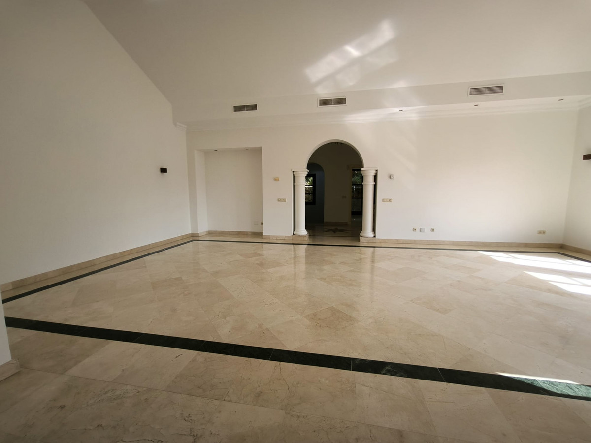 6ee9e5140837189b512c2a20a029c13b - 15